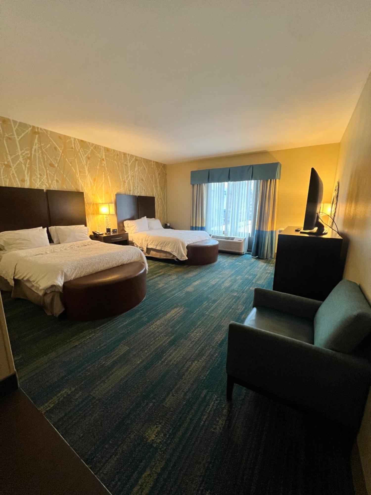 Hampton Inn & Suites Stroudsburg Bartonsville Poconos Exterior foto