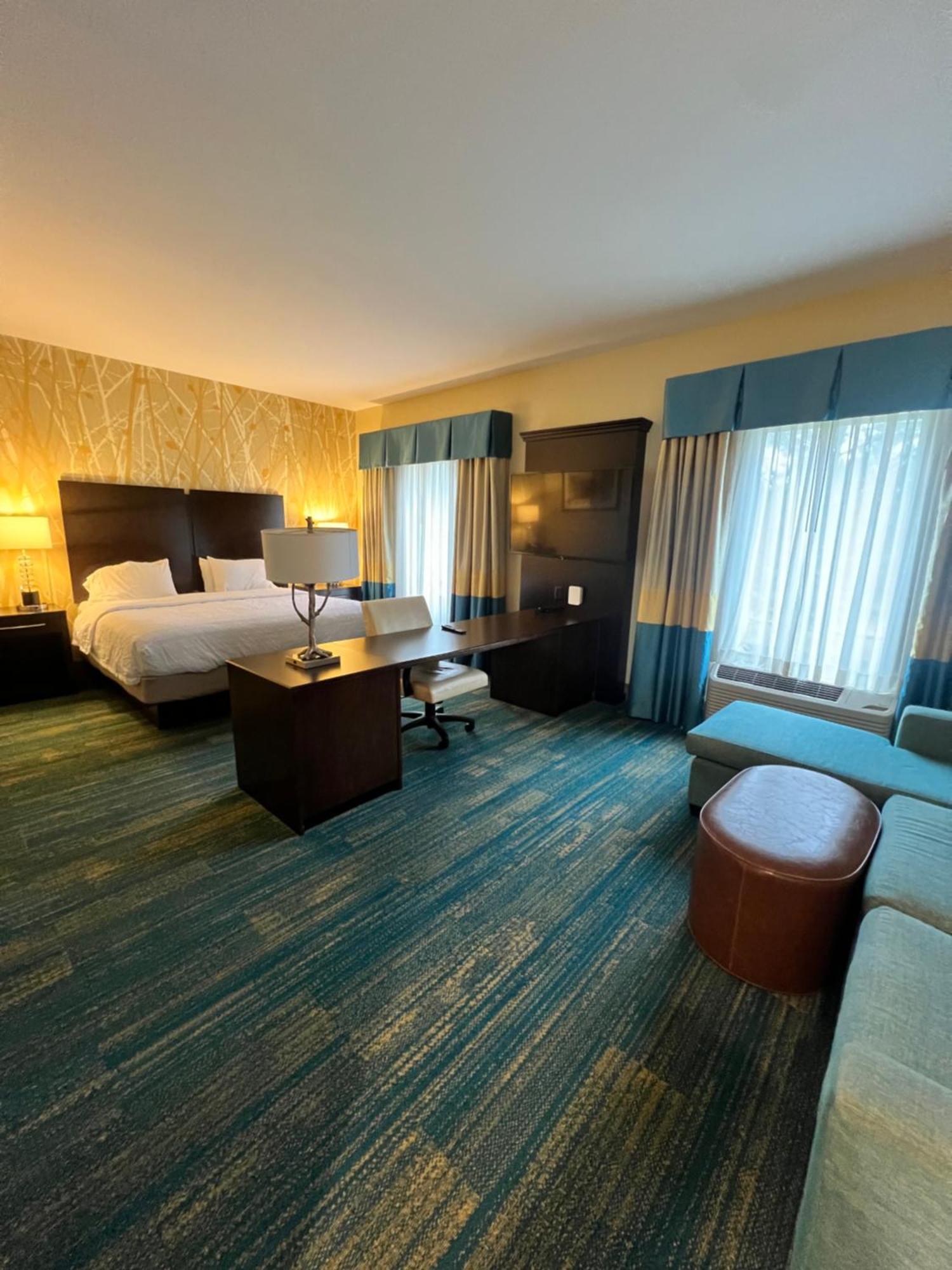 Hampton Inn & Suites Stroudsburg Bartonsville Poconos Exterior foto